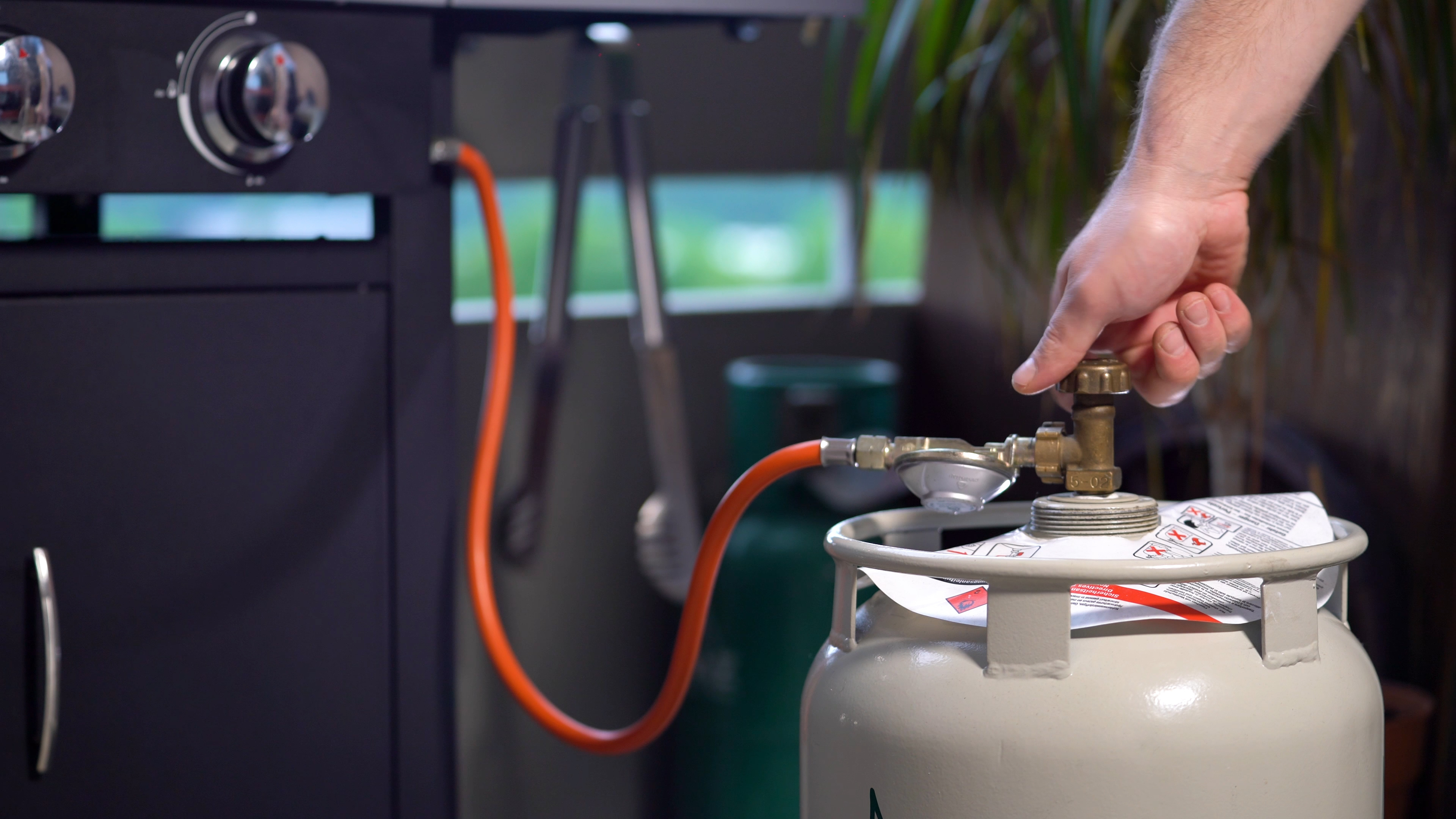 Sian-LPG-клапан, установленный к цилиндру